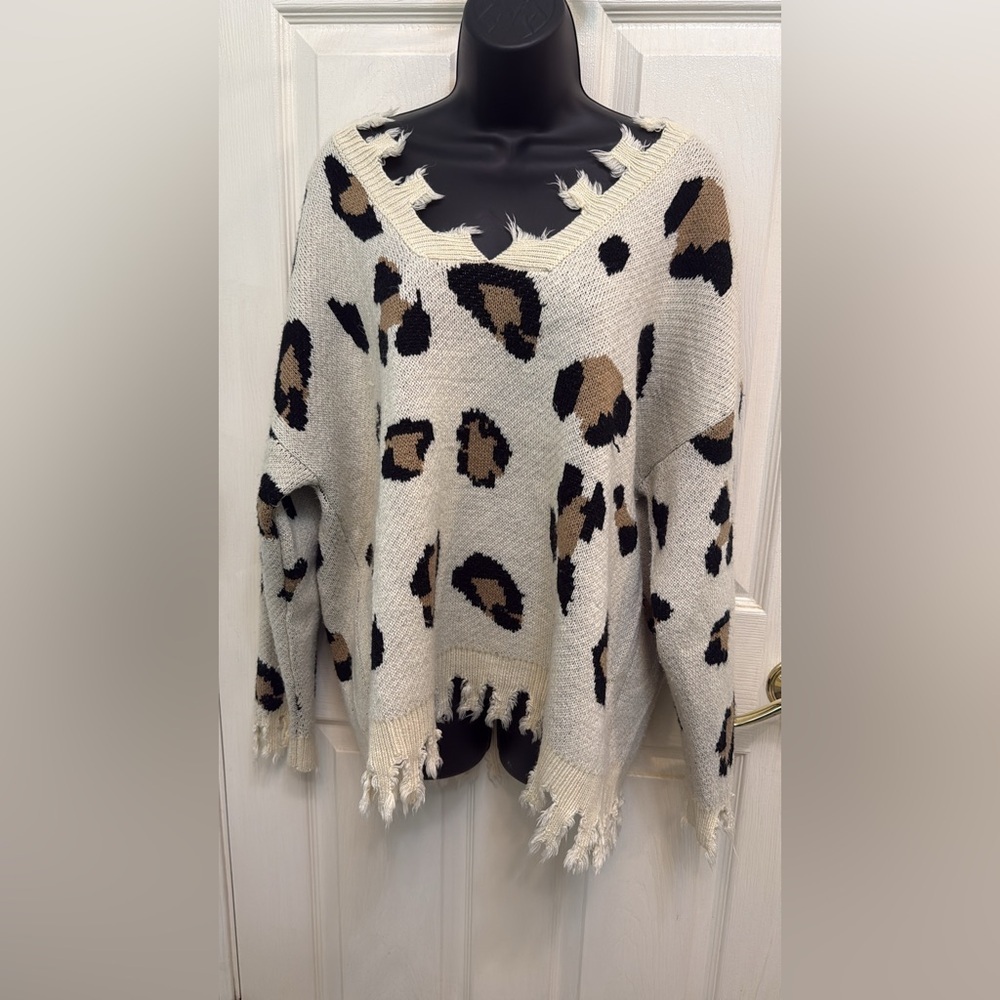 Anthropologie Entro Leopard Sweater V Neck Size Large Heavy Knit Distressed Hem - Picture 1 of 11